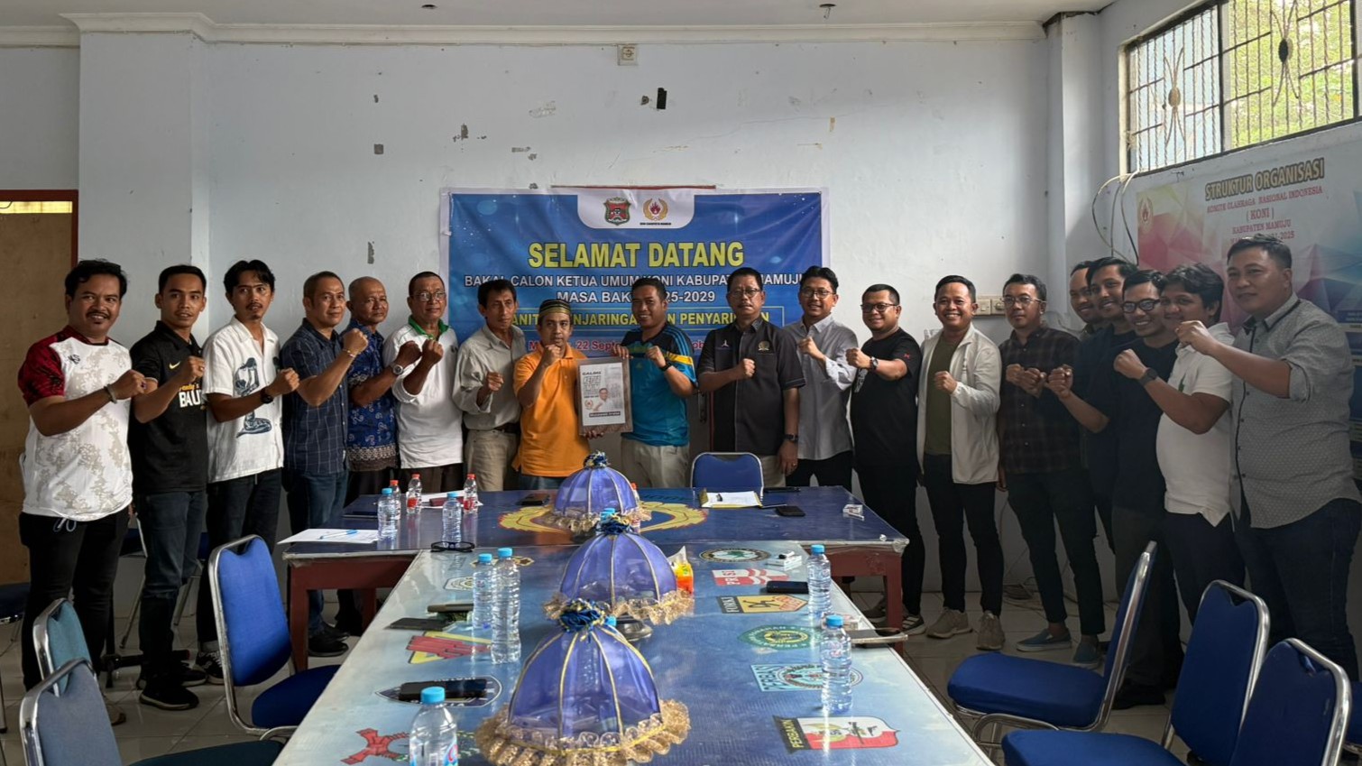 Didukung  15 Cabor, Anggota DPRD Munawwir Arafat Mendaftar Calon Ketua KONI Mamuju